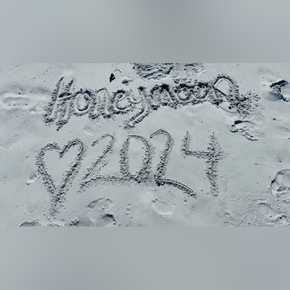 … - Picture 6 of 16